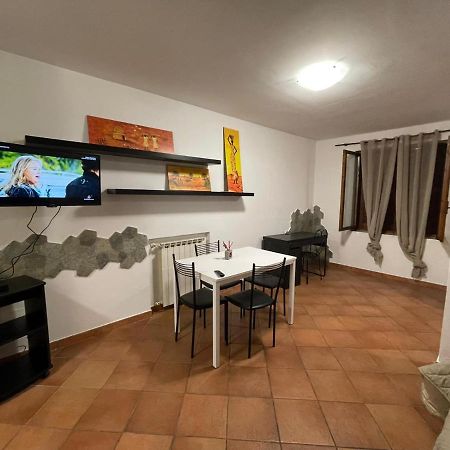 Ferienwohnung Ground Floor Studio - Monolocale Max 2 Ospiti - Fiumicino Aeroporto E Fiera - Self Check-In Exterior foto