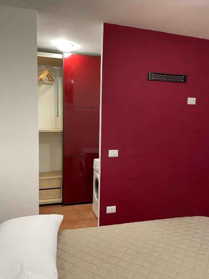 Ferienwohnung Ground Floor Studio - Monolocale Max 2 Ospiti - Fiumicino Aeroporto E Fiera - Self Check-In Exterior foto
